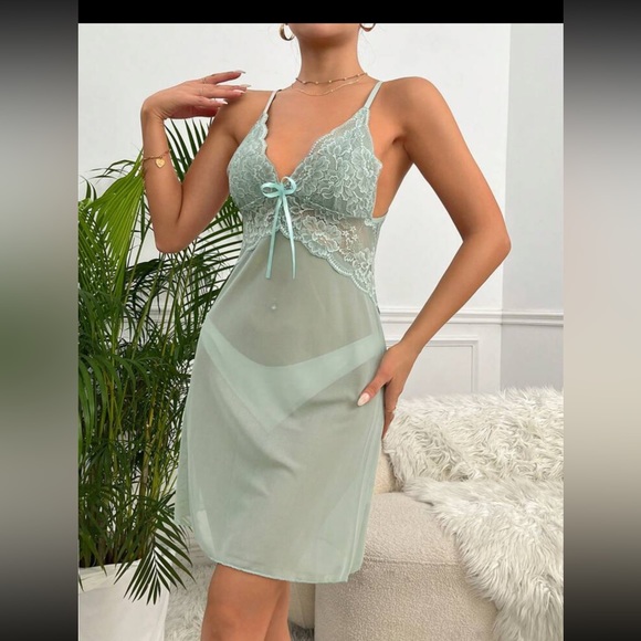 Beautiful cami set - Picture 4 of 7